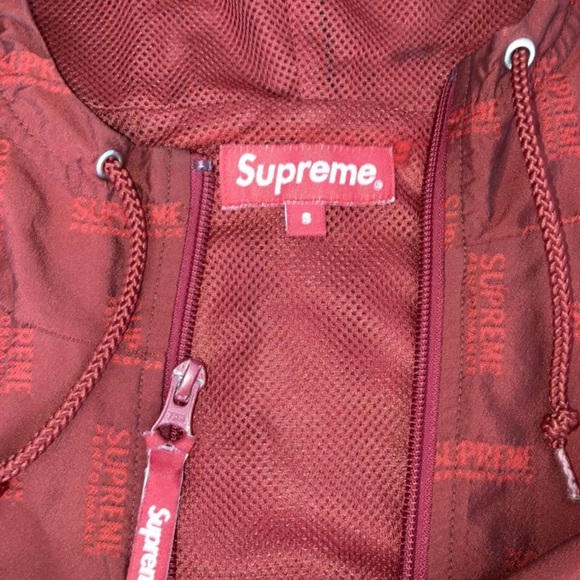 Supreme Windbreaker with Red Supreme All Over - Picture 4 of 7